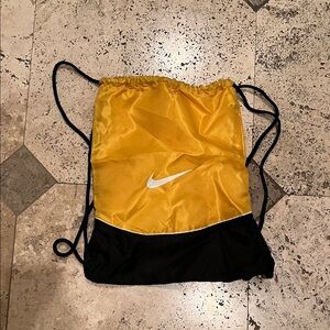 Nike Black and Yellow Drawstring Backpack